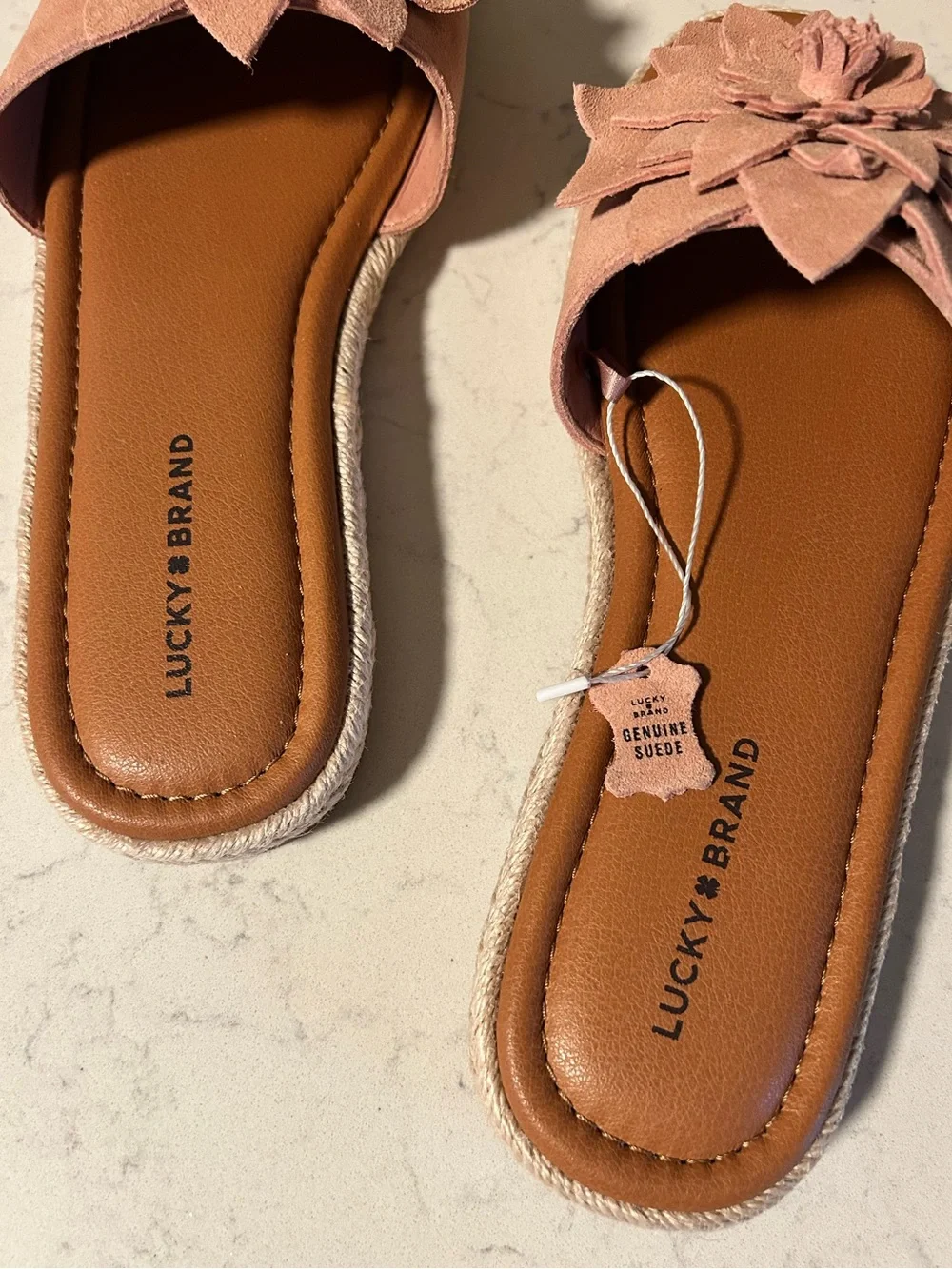 NIB🍀 Lucky Brand Pinita Suede Leather Flower Slide Sandals in Bellini - Picture 5 of 14